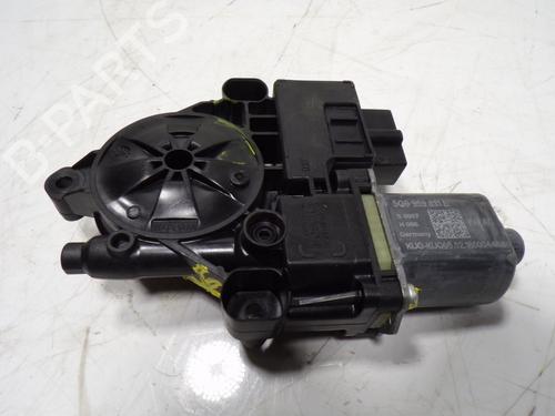 Right rear window motor SEAT LEON ST (5F8)  | BP11047983E22 