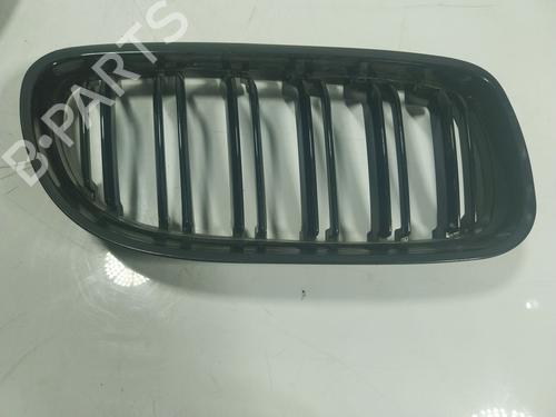 Calandra anteriore BMW 3 (E90) 318 d (143 hp) 17824755