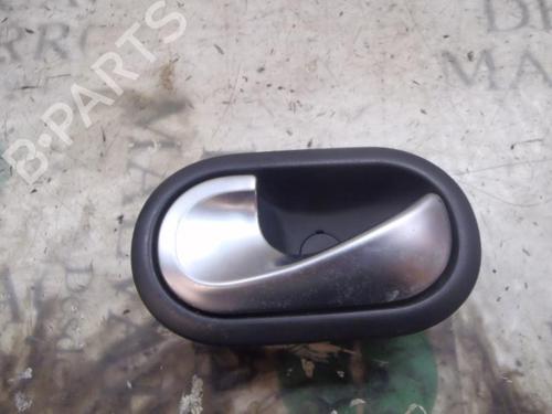 Used Front left interior door handle RENAULT CLIO III (BR0/1, CR0/1) [2005-2014]  3820474