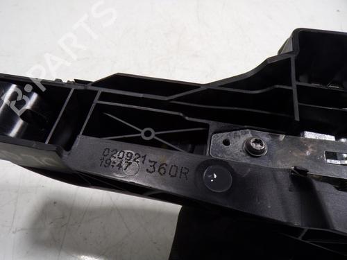 Front left exterior door handle RENAULT CLIO V (B7_)  | BP15064736C128 