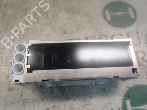 Used Switch Switch RENAULT MEGANE III Hatchback (BZ0/1_, B3_) 1.5 dCi (106 hp) 3799046 3799046