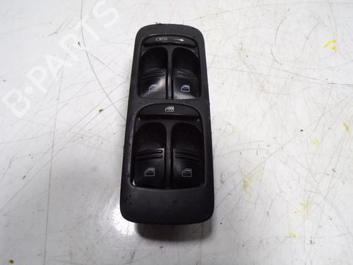 Used Left front window switch Left front window switch PORSCHE CAYENNE (9PA) 3.2 (250 hp) 10691987 10691987