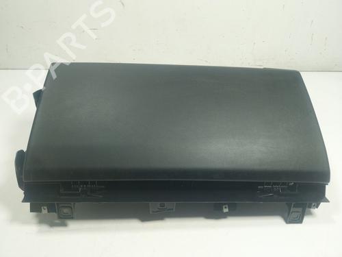 Used Glove box Glove box LAND ROVER RANGE ROVER SPORT II (L494) 3.0 TDV6 4x4 (258 hp) 19264045 19264045