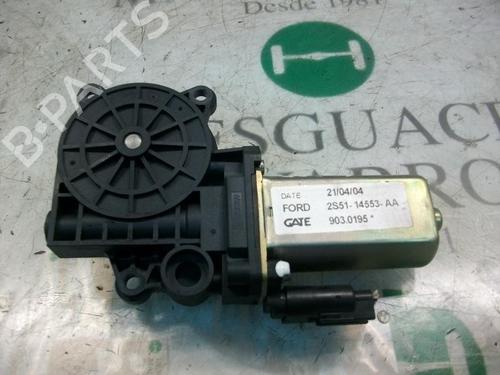 Rudehejsemotor forskærm højre FORD FIESTA V (JH_, JD_) 1.4 TDCi (68 hp) 3749401