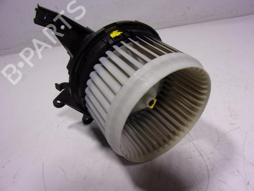 Used Heater blower motor FIAT 500L (351_, 352_) 1.3 D Multijet (199LXY1A, 199LXY11) (84 hp) 15721793
