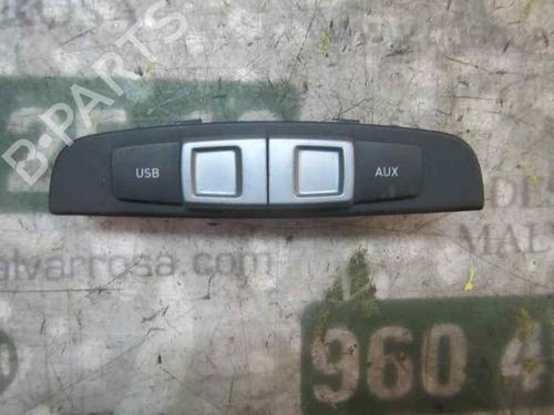 Used Electronic module Electronic module SEAT LEON (1P1) 1.6 TDI (90 hp) 3864429 3864429