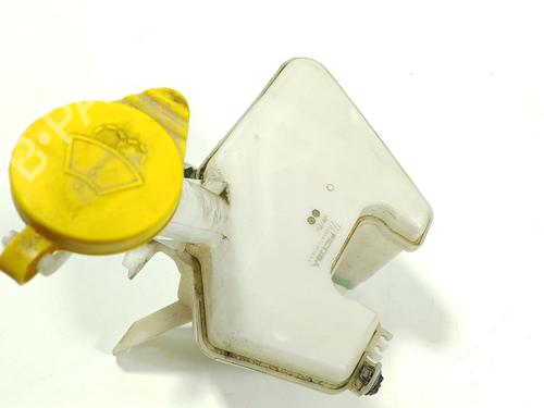 windscreen-washer-tank-toyota-yaris-_p13_-2010-2011-2012-2013-2014-2015-2016-2017-2018-2019-2020-36447521 main image