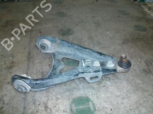 Used Right front suspension arm Right front suspension arm RENAULT SCÉNIC I MPV (JA0/1_, FA0_) [1999-2010] 3745510 3745510
