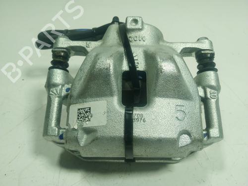 Used Right front brake caliper TOYOTA COROLLA Liftback (_E11_) [1997-2002]  19133911
