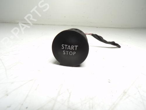 Used Electronic module Electronic module RENAULT MEGANE IV Hatchback (B9A/M/N_) 1.2 TCe 130 (B9MR) (130 hp) 13310821 13310821