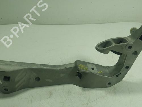 Used Support Support BMW 3 (G20, G80, G28) [2018-2026] 25746255 25746255