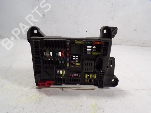 Used Fuse box BMW X5 (E70) 3.0 d (235 hp) 9221918