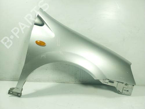 Used Right front fenders NISSAN ALMERA TINO (V10) 2.2 dCi (115 hp) 18074330