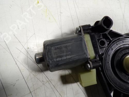 Left front window motor VW GOLF SPORTSVAN VII (AM1, AN1) 1.6 TDI | BP8951574E21 