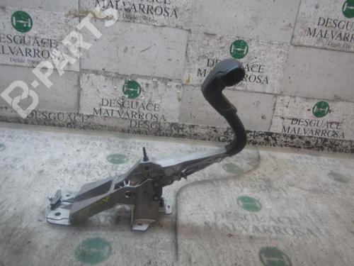 hand-brake-citroen-c4-cactus-16-hdi-90-98101445zd-2014-8770837 main image