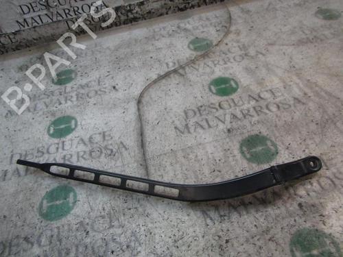Used Front windshield wiper arm SEAT TOLEDO III (5P2) 2.0 TDI 16V (140 hp) 3836429