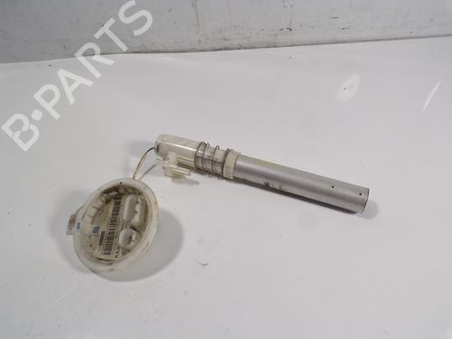Used Fuel pump Fuel pump VW PHAETON (3D1, 3D2, 3D3, 3D4, 3D6, 3D7, 3D8, 3D9) 3.0 V6 TDI 4motion (240 hp) 9135261 9135261