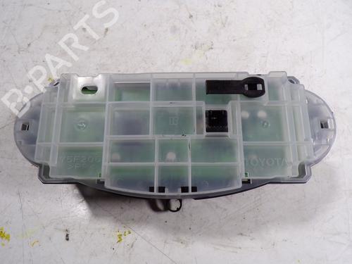 Climate control TOYOTA YARIS (_P13_) 1.3 (NSP130_, NSP130) | BP8141961I5 