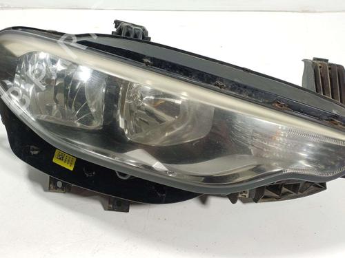 right-headlight-fiat-tipo-saloon-356_-357_-2015-40484012 main image