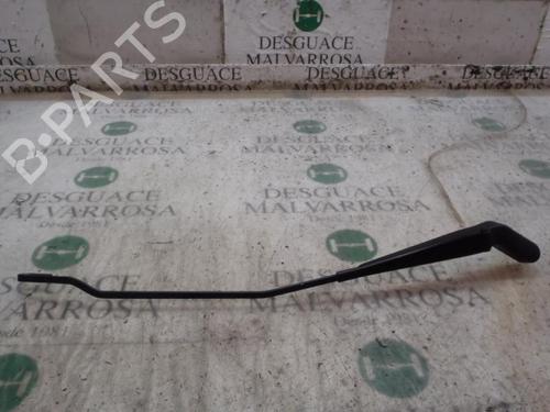 Used Front windshield wiper arm JAGUAR X-TYPE I (X400) 2.5 V6 All-wheel Drive (196 hp) 4016462