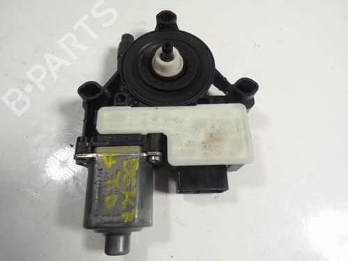 Used Right rear window motor Right rear window motor SKODA OCTAVIA III (5E3, NL3, NR3) 1.6 TDI (105 hp) 7666931 7666931