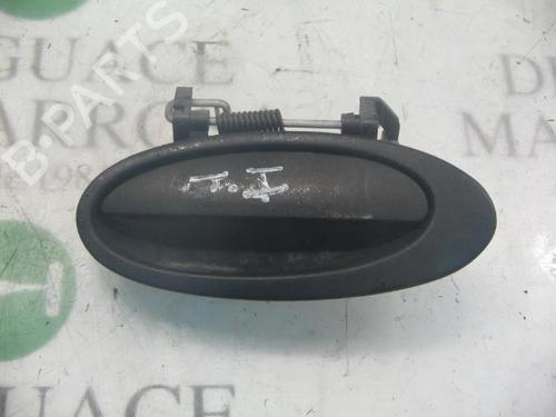 Used Rear left exterior door handle RENAULT LAGUNA I (B56_, 556_) 1.8 16V (B563, B564) (120 hp) 3760604