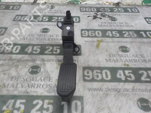 Used Pedal Pedal TOYOTA AURIS (_E18_) 1.8 Hybrid (ZWE186_, ZWE186R) (136 hp) 3863284 3863284