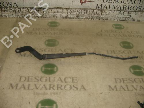 Used Front windshield wiper arm Front windshield wiper arm 3749165 3749165