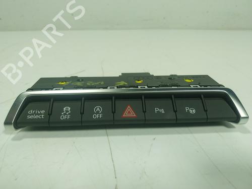 switch-audi-a3-sportback-8ya-8yf-2019-25129264 main image