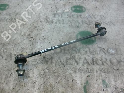 Used Left front suspension arm RENAULT GRAND SCÉNIC II (JM0/1_) [2004-2009]  14265365