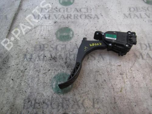 Pédale Pédale SEAT IBIZA IV (6J5, 6P1) 1.4 TDI (80 hp) 3833523 3833523