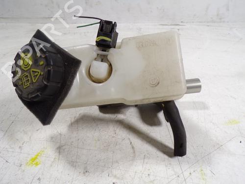 Used Brake master cylinder Brake master cylinder DACIA DOKKER Box Body/MPV 1.6 LPG (FENB) (109 hp) 9096191 9096191