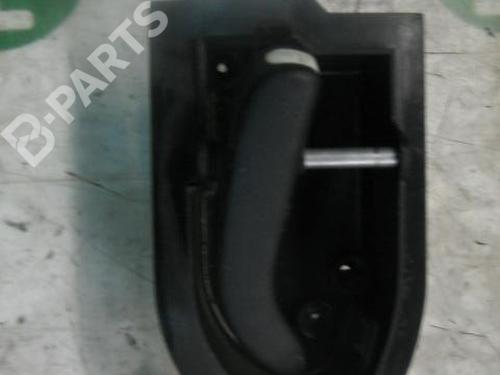 Used Front left interior door handle Front left interior door handle FORD MONDEO I (GBP) 1.8 i 16V (115 hp) 3750395 3750395