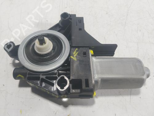 Used Right front window motor Right front window motor VOLVO V60 I Cross Country (157) [2010-2018] 18651171 18651171