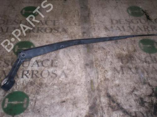 Used Front windshield wiper arm Front windshield wiper arm 3743329 3743329