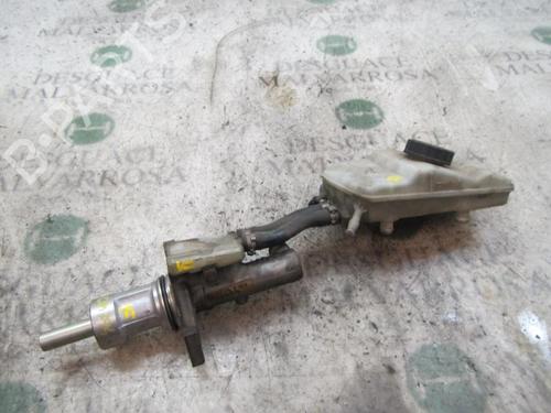 Used Brake master cylinder MERCEDES-BENZ VIANO (W639) [2003-2025]  4016709