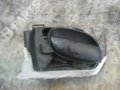 Used Front left interior door handle Front left interior door handle PEUGEOT 206 Van 1.9 D (69 hp) 3779865 3779865