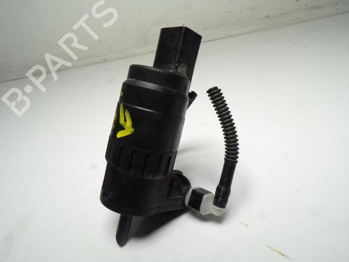 Used Washer pump VW TOURAN (5T1) 2.0 TDI (116 hp) 14289322