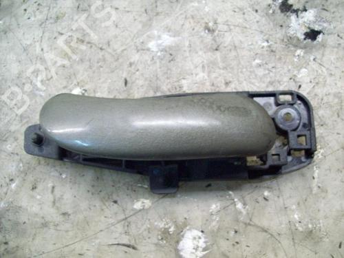 Used Front right interior door handle Front right interior door handle FIAT STILO (192_) 1.6 16V (192_XB1A) (103 hp) 3759168 3759168