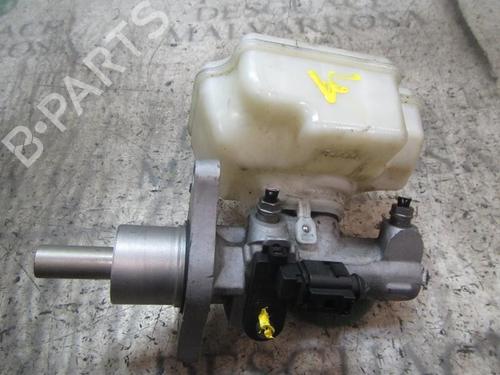 Used Brake master cylinder Brake master cylinder SKODA YETI (5L) 1.2 TSI (105 hp) 4010655 4010655