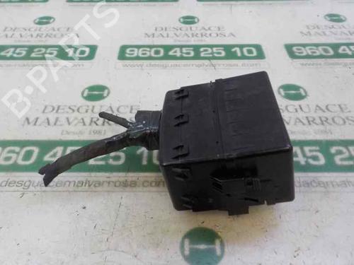 Fuse box KIA CARENS III MPV (UN) 2.0 CRDi 140 | BP5209481E1 