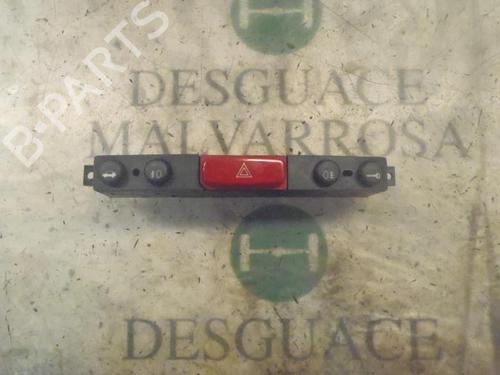 Used Warning switch Warning switch ALFA ROMEO 147 (937_) 1.9 JTD (937.AXD1A, 937.BXD1A, 937.AXV1A, 937.BXB1A,... (115 hp) 3805062 3805062