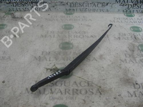 Used Front windshield wiper arm BMW 3 (E46) 320 d (150 hp) 3788693