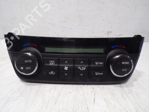 Used Climate control Climate control TOYOTA RAV 4 IV (_A4_) 2.5 Hybrid (AVA42_) (155 hp) 10486000 10486000