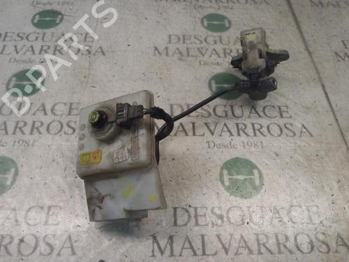 Used Brake master cylinder Brake master cylinder FORD TRANSIT CONNECT (P65_, P70_, P80_) 1.8 TDCi (90 hp) 3809775 3809775
