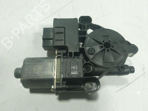 Rudehejsemotor bagstkærm højre VW TOURAN (5T1)  | BP17384995E22 