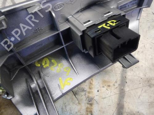 Right rear window switch KIA SPORTAGE II (JE_, KM_) 2.0 i 16V | BP3812713I28 