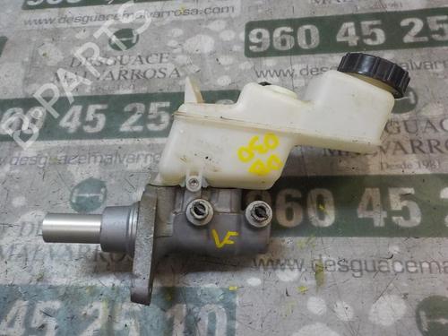 Used Brake master cylinder TOYOTA YARIS (_P1_) [1999-2005]  3863554