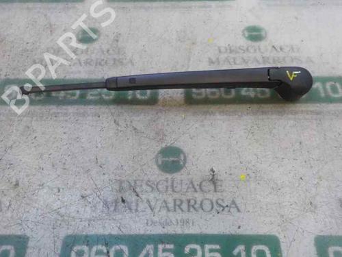 Used Rear windshield wiper arm Rear windshield wiper arm SEAT IBIZA V (KJ1, KJG) 1.0 MPi (80 hp) 6130815 6130815