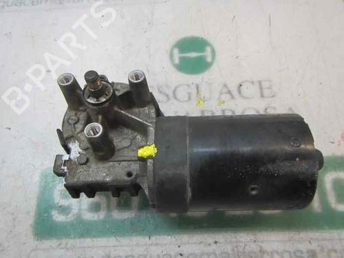Used Front wiper motor Front wiper motor VW TRANSPORTER T4 Bus (70B, 70C, 7DB, 7DK, 70J, 70K, 7DC, 7DJ) 2.5 TDI (102 hp) 3876303 3876303